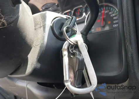 2015 Chevrolet Silverado 1500 1Lt z USA, uszkodzony, nr VIN 1GCVKREC3FZ214539